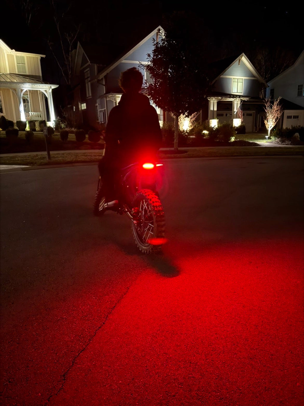 Dual Tail Light + Rocklight – Plug & Play for Ultra Bee