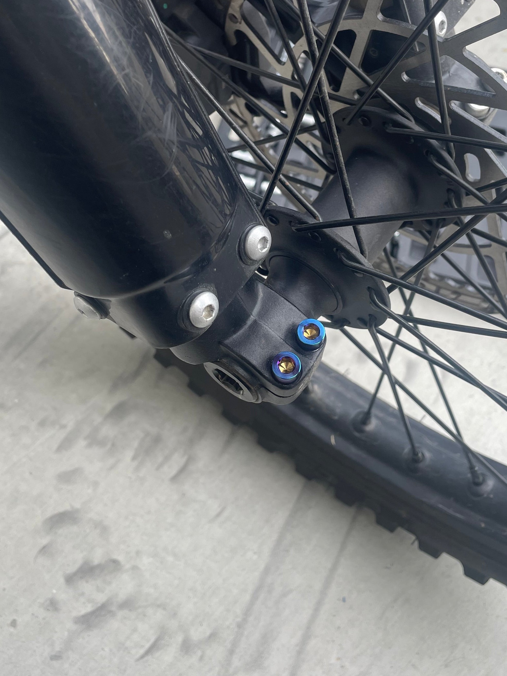 E-Moto Fork axle pinch bolts(4pc)